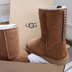 UGG Classic Short II Tasman Braid Boots